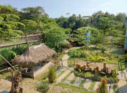 Taman Girli Indah Sriharjo