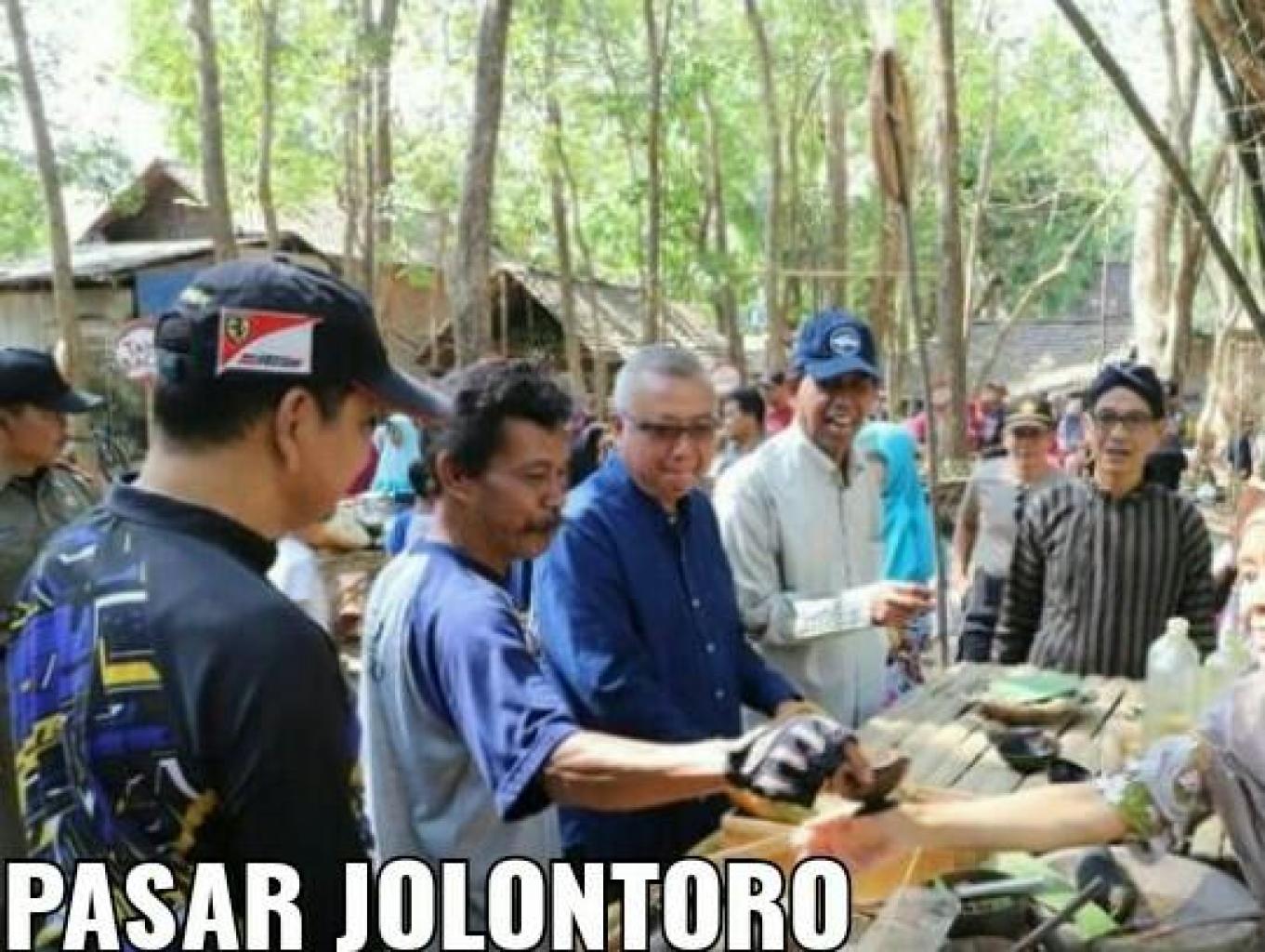 Pasar Jolontoro