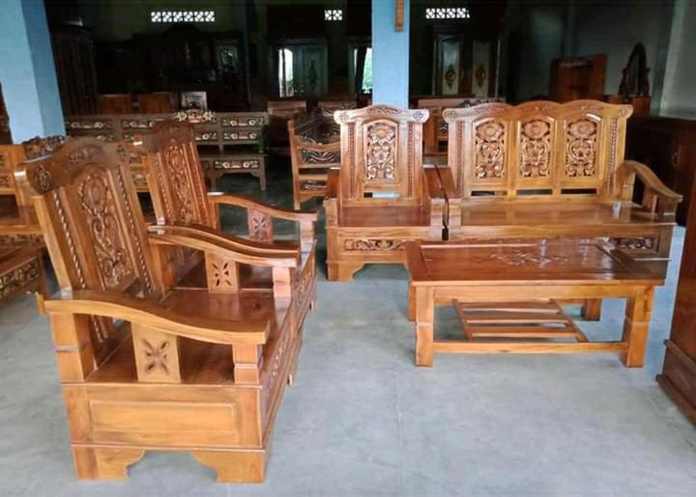 Sentra Industri Mebel di Desa Srimulyo dan Srimartani